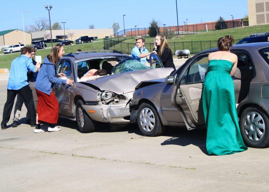 Mock prom crash impacts students