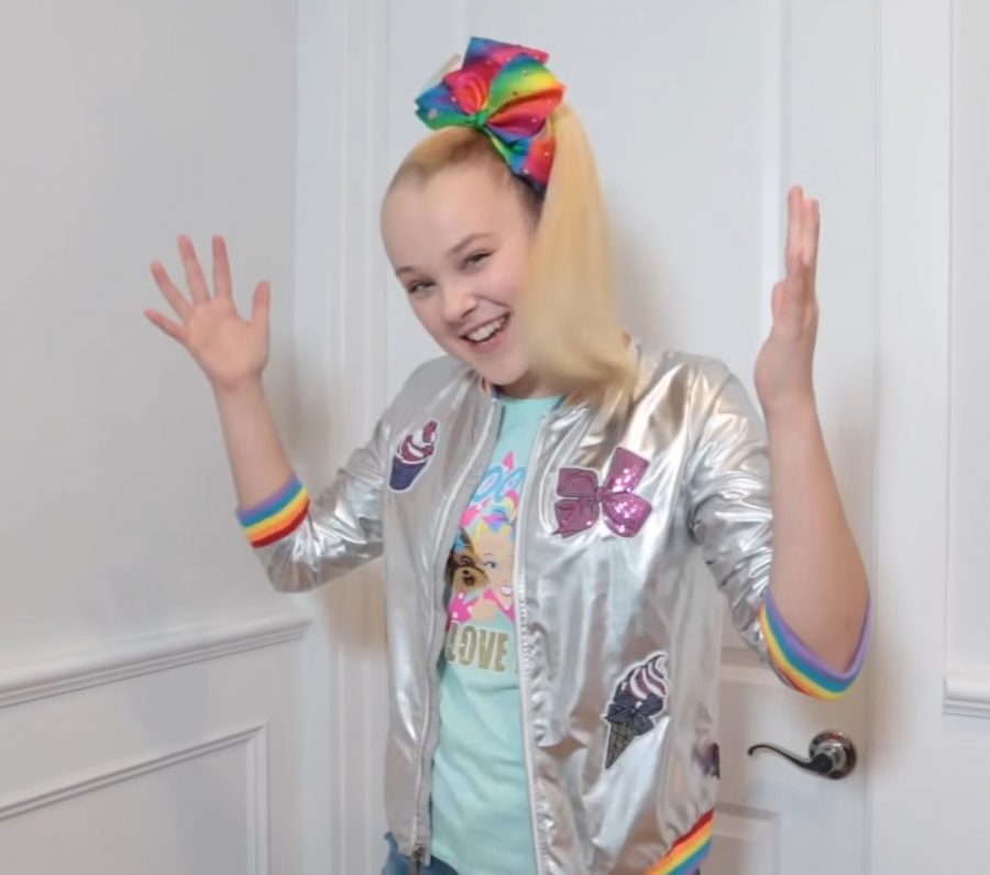 JoJo Siwa is shown in a screenshot from one of her videos from 2018. 